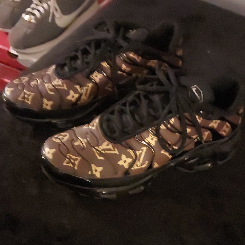 Louis Vuitton Brown and Black Sneakers